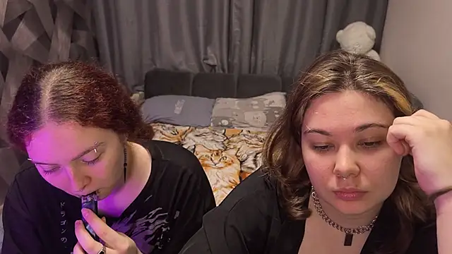 LunarCouple_ stripchat live cam model