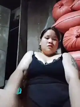 Joy-yy stripchat live cam model