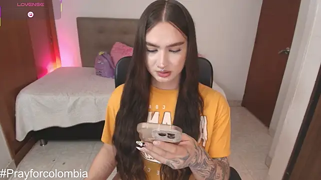 Miley_Baker stripchat live cam model