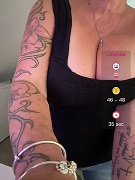 German_Milf stripchat live cam model