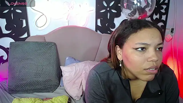 horny_babyss stripchat live cam model