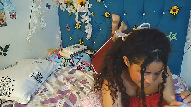 Milkdulce1 stripchat live cam model