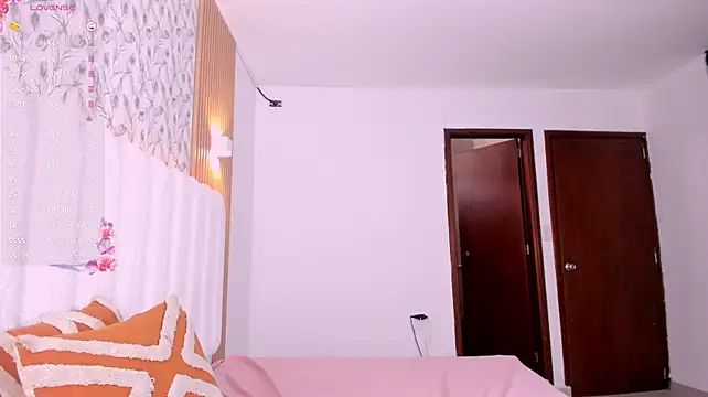 AnitaNoor_ stripchat live cam model