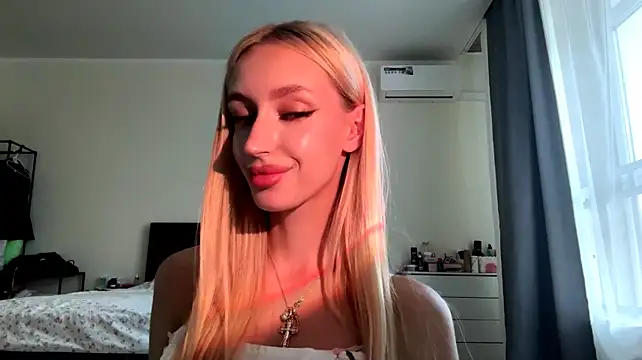 TanekaAmela stripchat live cam model