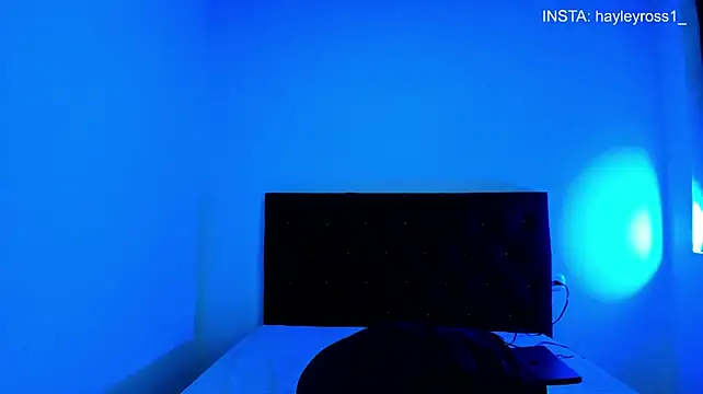 HayleyRoss_ stripchat live cam model