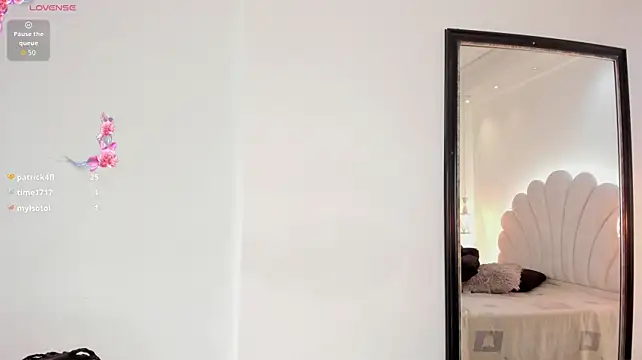 Hannah_Williams_ stripchat live cam model