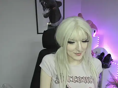 NikaDream stripchat live cam model