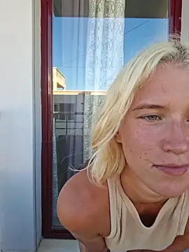 PEACE_DANCE stripchat live cam model