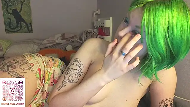 IntertetAngel stripchat live cam model