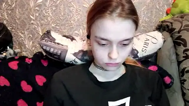 CaraDelevingnee stripchat live cam model