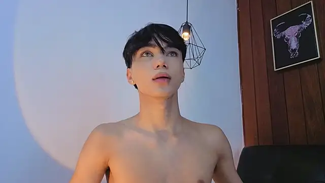 JULI_RICO1 stripchat live cam model