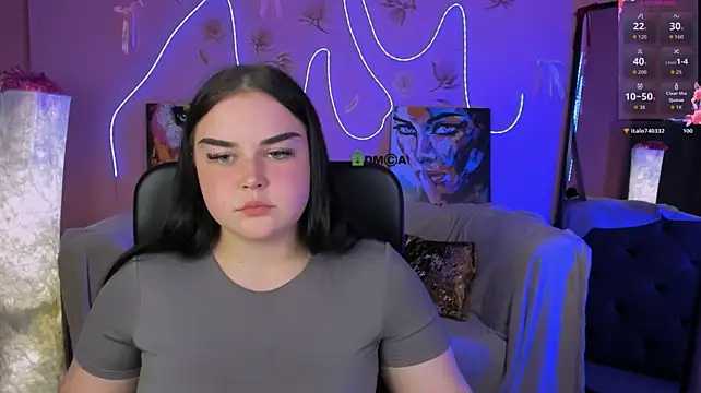 ember_rey stripchat live cam model
