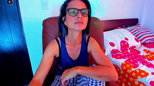 BrianaGarner stripchat live cam model