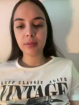 gabyaridi stripchat live cam model