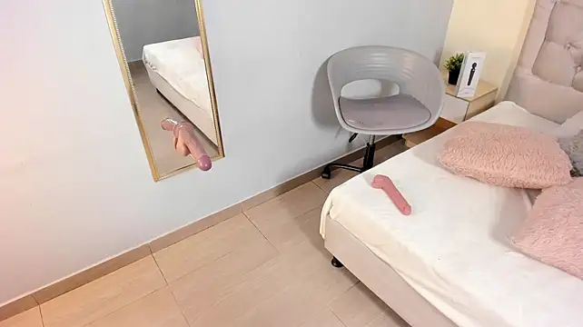 escarleth__ stripchat live cam model