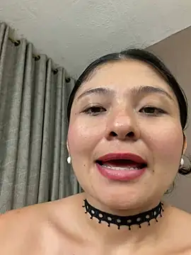 Guadalupe_Lopez stripchat live cam model
