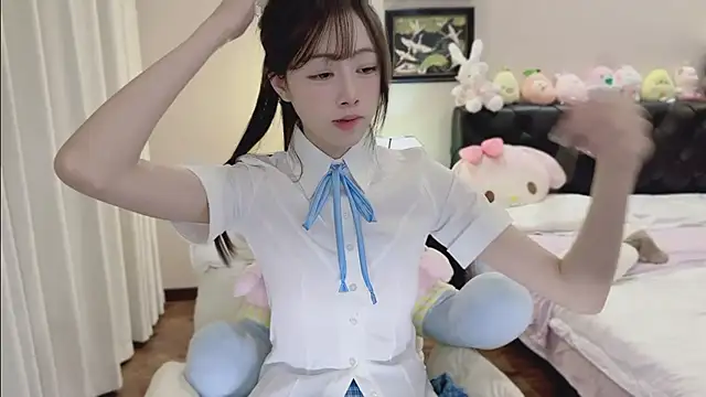 Evacute-top stripchat live cam model
