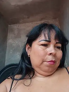 Mother-Big-tits stripchat live cam model
