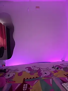 SalomeFire stripchat live cam model
