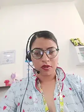 SOFI__10 stripchat live cam model