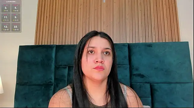 Kareena_chopra stripchat live cam model
