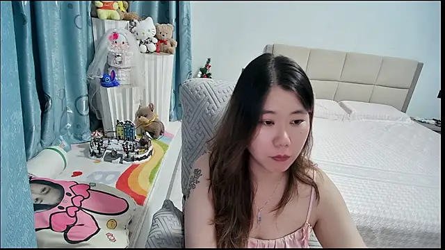 OnlyLove-2026 stripchat live cam model