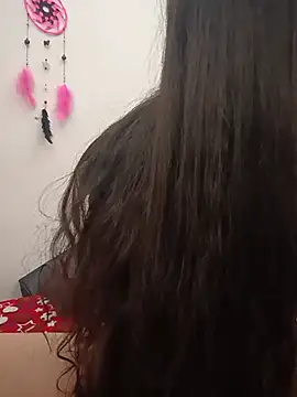 dulce_loba stripchat live cam model
