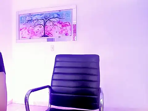 Dollcute_ stripchat live cam model