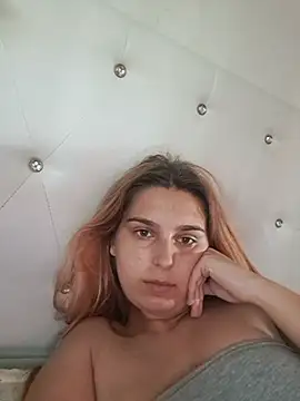 mihaela189 stripchat live cam model