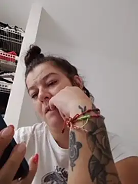 Fernandar2025 stripchat live cam model