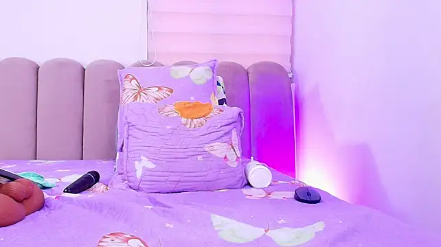 sweegirl69 stripchat live cam model