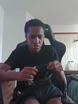 AlphaPremiere stripchat live cam model