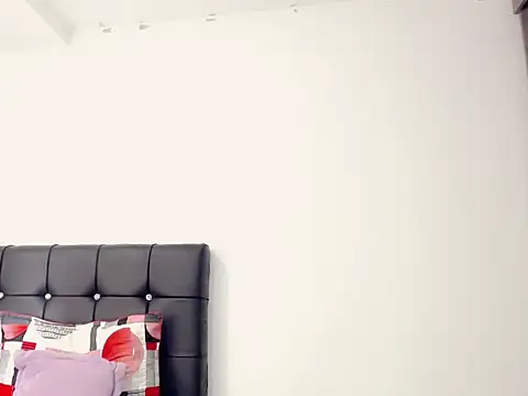 FireHots18 stripchat live cam model