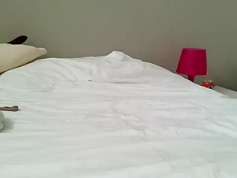 bellahot34 stripchat live cam model