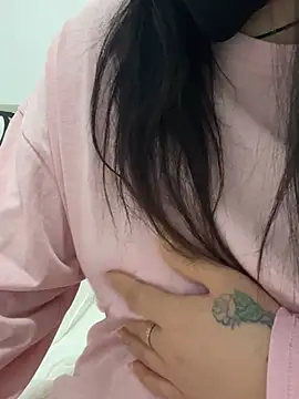 xiaomaomi0123 stripchat live cam model