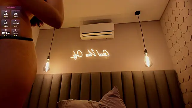 EmilyBlossom_ stripchat live cam model