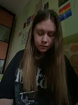 MidnightEvee stripchat live cam model