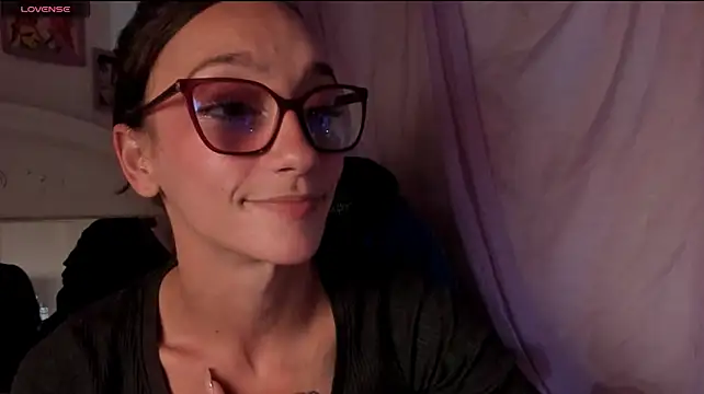 _lh_ stripchat live cam model