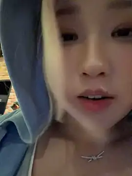 winter11 stripchat live cam model
