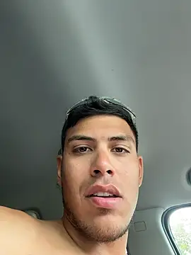 StrokingDaddy4 stripchat live cam model