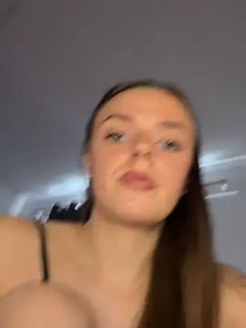 cutietootie02 stripchat live cam model