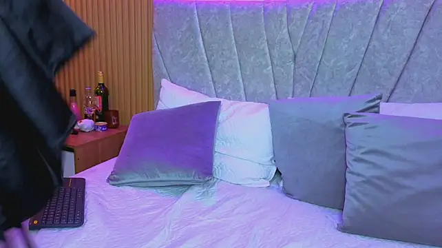 babyzahara stripchat live cam model