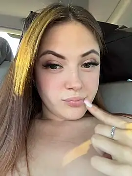 RubyRiot stripchat live cam model