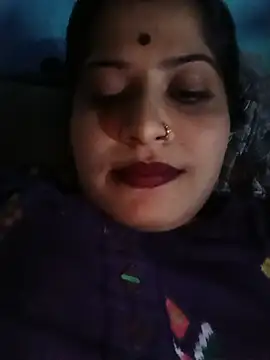 Mohni_bhabiji stripchat live cam model