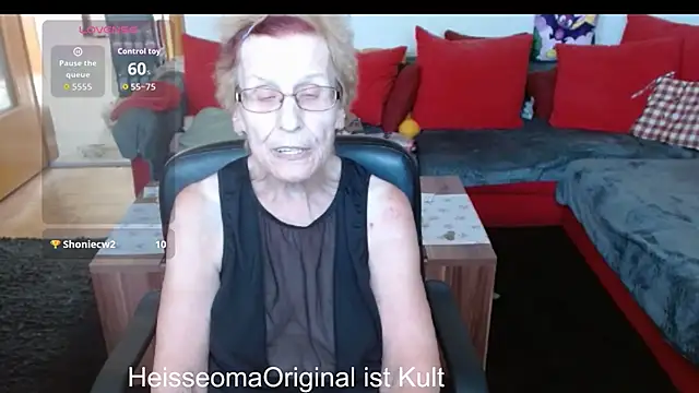 HeisseomaOriginal stripchat live cam model