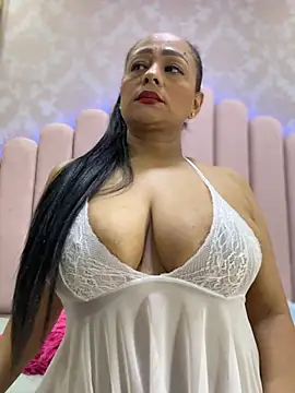 sofia_xxx02 stripchat live cam model