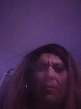 deedeedoll82222 stripchat live cam model