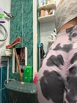 Soft_Pleasure stripchat live cam model