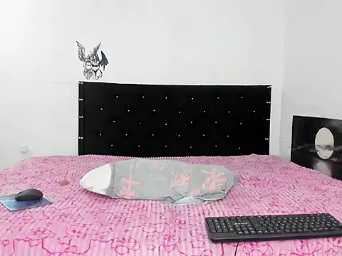 richblack01 stripchat live cam model