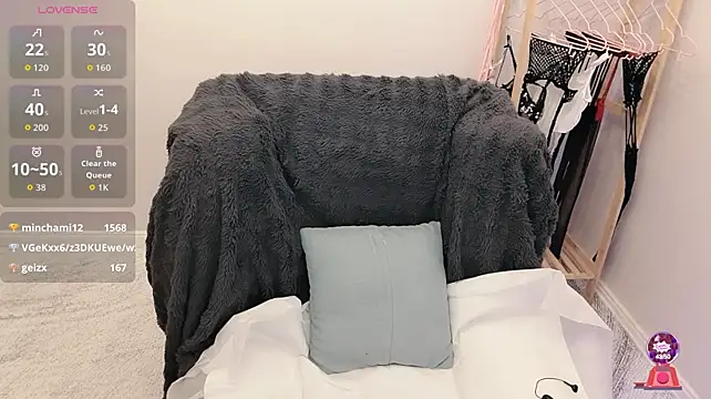 xm-zz stripchat live cam model